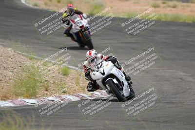 media/Jun-04-2022-WERA (Sat) [[b852bbbd55]]/Race 4 C Superbike Expert Novice/